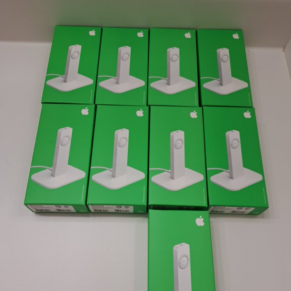 1X Sealed New Apple iPod shuffle Dock (for iPod shuffle 1st Generation)